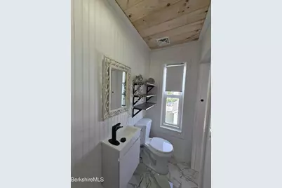 40 East Jordan St #4, Adams, MA 01220 - Photo 13