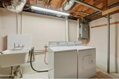 57 Alba Ave, Pittsfield, MA 01201 - Photo 39