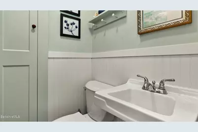 444 Pomeroy Ave, Pittsfield, MA 01201 - Photo 19
