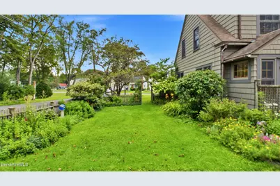 444 Pomeroy Ave, Pittsfield, MA 01201 - Photo 3