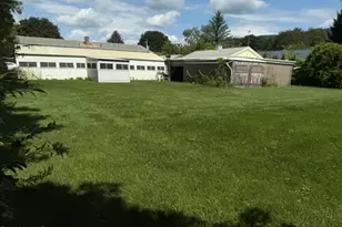 12 Apremont St, Adams, MA 01220 - Photo 9