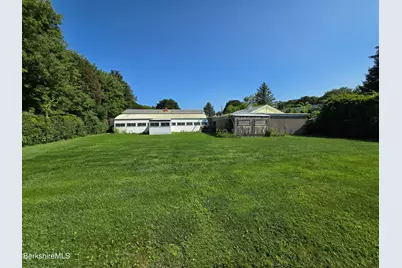 12 Apremont St, Adams, MA 01220 - Photo 7