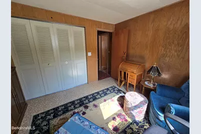 12 Apremont St, Adams, MA 01220 - Photo 25