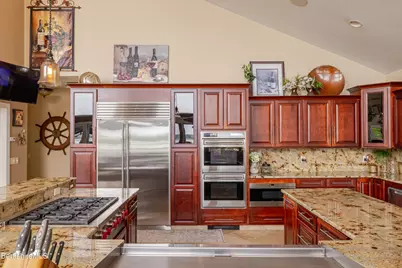 140 Hancock Rd, Pittsfield, MA 01201 - Photo 29