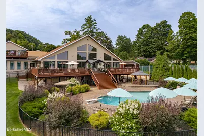 140 Hancock Rd, Pittsfield, MA 01201 - Photo 3