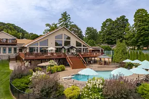 140 Hancock Rd, Pittsfield, MA 01201 - Photo 3