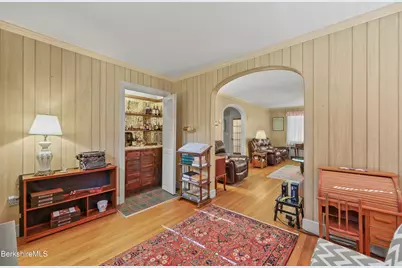 96 E Housatonic St, Pittsfield, MA 01201 - Photo 11
