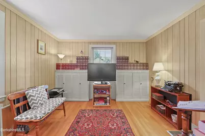 96 E Housatonic St, Pittsfield, MA 01201 - Photo 13
