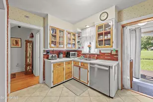 96 E Housatonic St, Pittsfield, MA 01201 - Photo 19