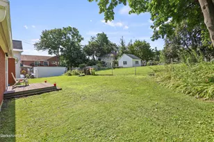 96 E Housatonic St, Pittsfield, MA 01201 - Photo 39