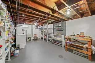 96 E Housatonic St, Pittsfield, MA 01201 - Photo 33
