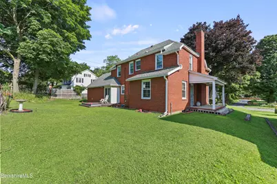 96 E Housatonic St, Pittsfield, MA 01201 - Photo 35