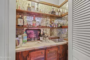 96 E Housatonic St, Pittsfield, MA 01201 - Photo 13