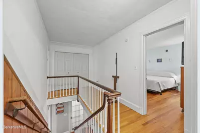 96 E Housatonic St, Pittsfield, MA 01201 - Photo 25