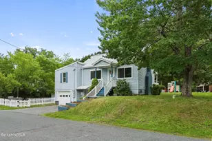 20 White Oaks Rd, Williamstown, MA 01267 - Photo 3