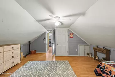 20 Cromwell Ave, Pittsfield, MA 01201 - Photo 19