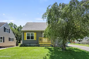 20 Cromwell Ave, Pittsfield, MA 01201 - Photo 1