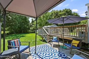 20 Cromwell Ave, Pittsfield, MA 01201 - Photo 23