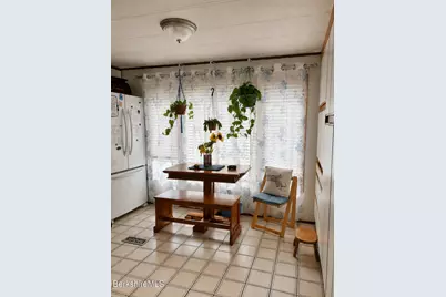 3 Iroquois Dr, North Adams, MA 01247 - Photo 3
