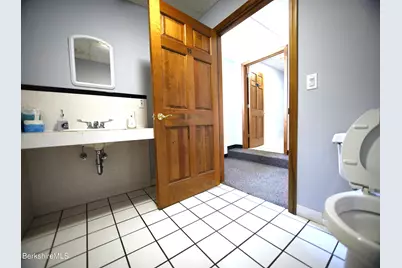 326 Springside Ave, Pittsfield, MA 01201 - Photo 23
