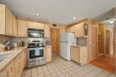 91 William Holmes Rd, Becket, MA 01223 - Photo 31