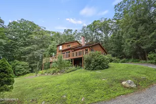 91 William Holmes Rd, Becket, MA 01223 - Photo 5