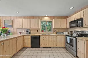 91 William Holmes Rd, Becket, MA 01223 - Photo 27