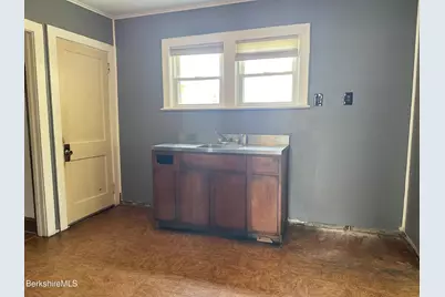14 Summit Ave, Pittsfield, MA 01201 - Photo 13