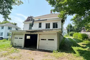 14 Summit Ave, Pittsfield, MA 01201 - Photo 3