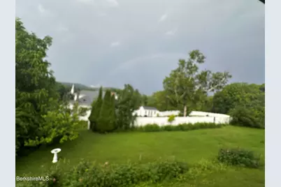 187 W Park St, Lee, MA 01238 - Photo 9