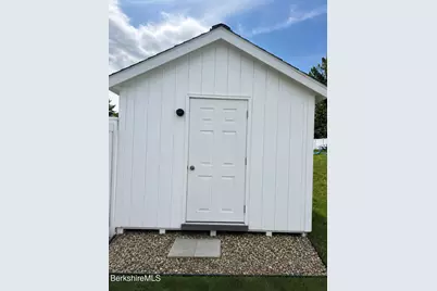 187 W Park St, Lee, MA 01238 - Photo 47