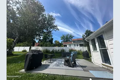 187 W Park St, Lee, MA 01238 - Photo 39