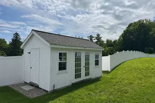 187 W Park St, Lee, MA 01238 - Photo 11