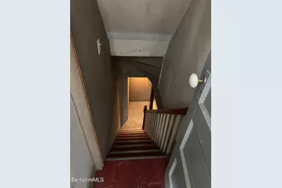 187 W Park St, Lee, MA 01238 - Photo 43