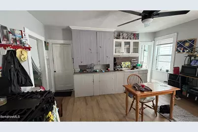 31-33 Mill St, Adams, MA 01220 - Photo 9