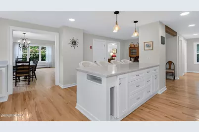 12 Mountain St, Great Barrington, MA 01230 - Photo 5