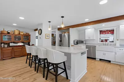 12 Mountain St, Great Barrington, MA 01230 - Photo 7