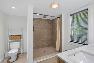 12 Mountain St, Great Barrington, MA 01230 - Photo 31