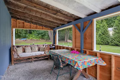 12 Mountain St, Great Barrington, MA 01230 - Photo 37