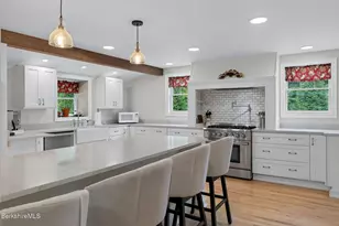12 Mountain St, Great Barrington, MA 01230 - Photo 11