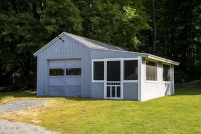 12 Mountain St, Great Barrington, MA 01230 - Photo 45