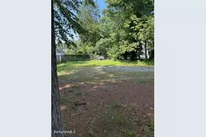 450 South St, Pittsfield, MA 01201 - Photo 5