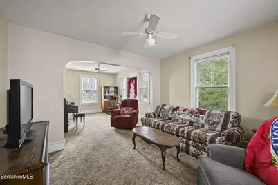 62 Watson St, Pittsfield, MA 01201 - Photo 11