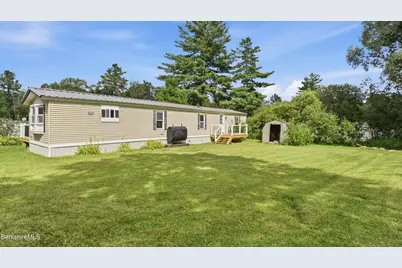 10 Alice Dr, Hinsdale, MA 01235 - Photo 3