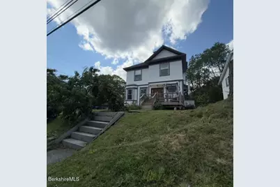 77 Onota St, Pittsfield, MA 01201 - Photo 27