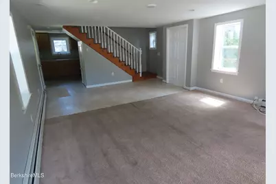 19 Pine St, Adams, MA 01220 - Photo 15