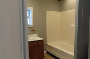 19 Pine St, Adams, MA 01220 - Photo 23