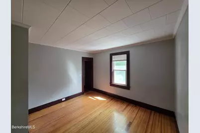 75 North Summer St #Unit 2, Adams, MA 01220 - Photo 9
