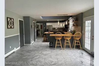 16 Juliana Dr, Pittsfield, MA 01201 - Photo 15