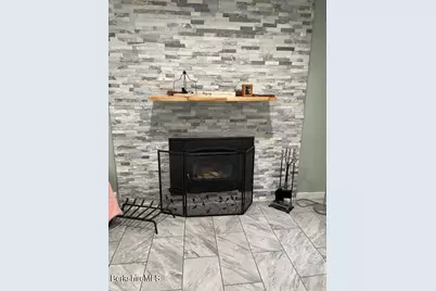 16 Juliana Dr, Pittsfield, MA 01201 - Photo 15